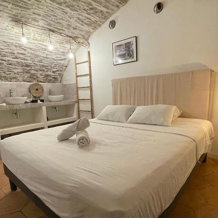 Residence Les Hauts De Saint Charles Marseille Bagian luar foto