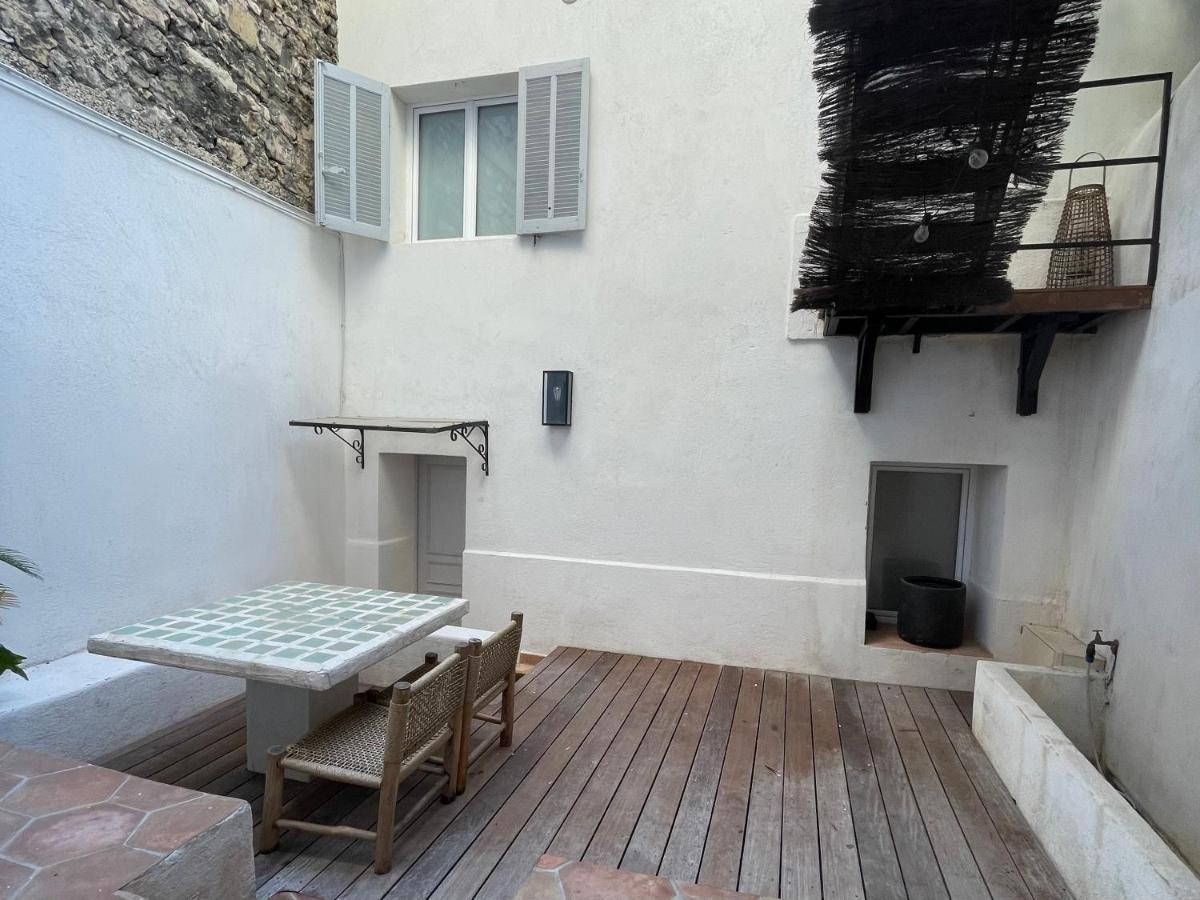 Residence Les Hauts De Saint Charles Marseille Bagian luar foto