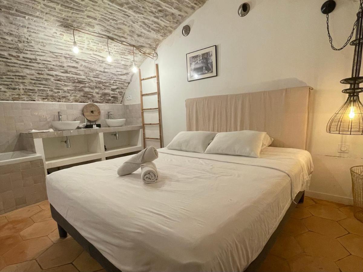 Residence Les Hauts De Saint Charles Marseille Bagian luar foto