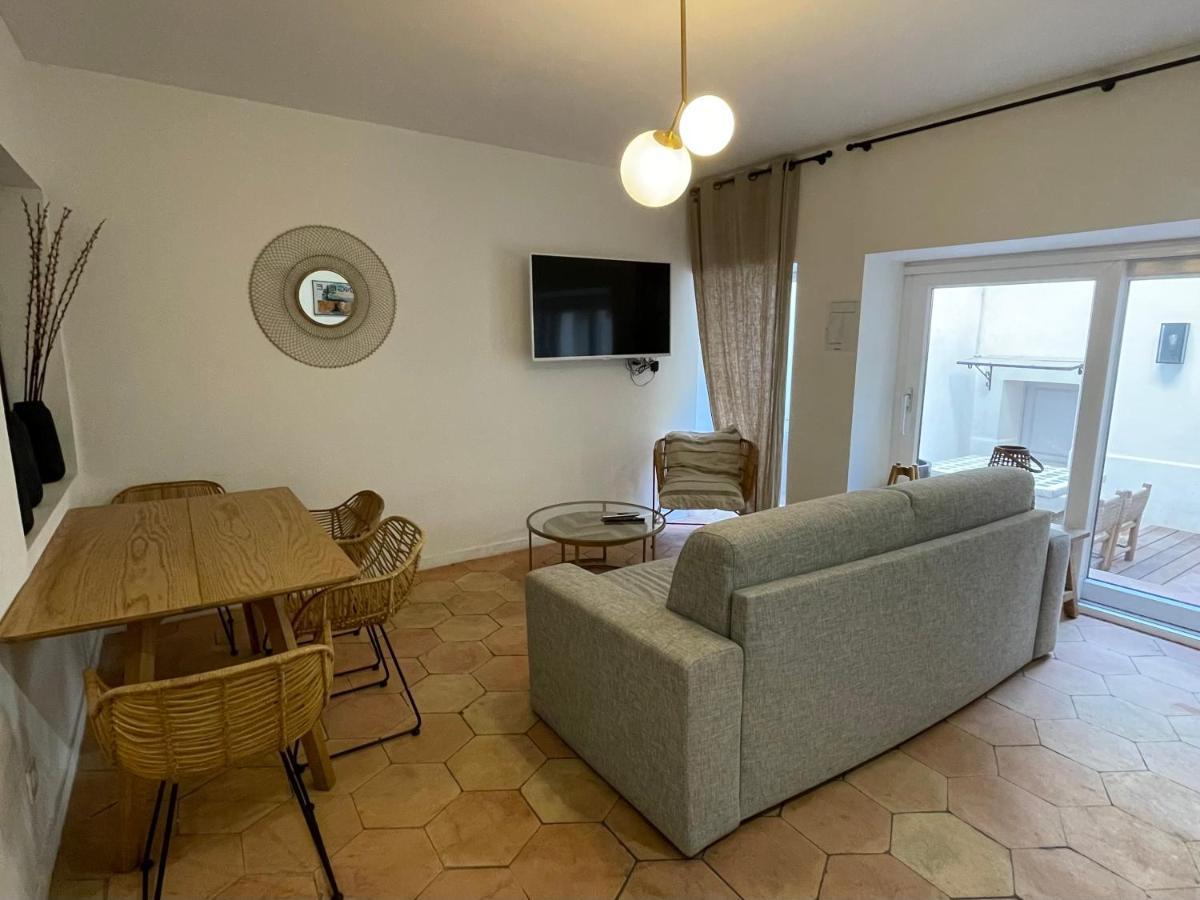 Residence Les Hauts De Saint Charles Marseille Bagian luar foto