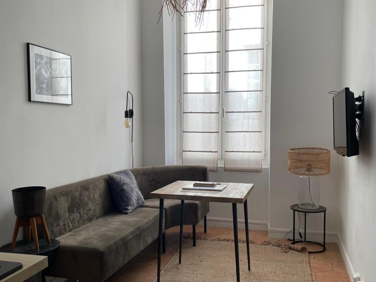 Residence Les Hauts De Saint Charles Marseille Bagian luar foto