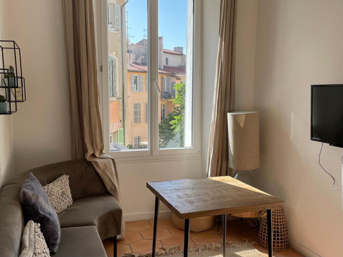 Residence Les Hauts De Saint Charles Marseille Bagian luar foto