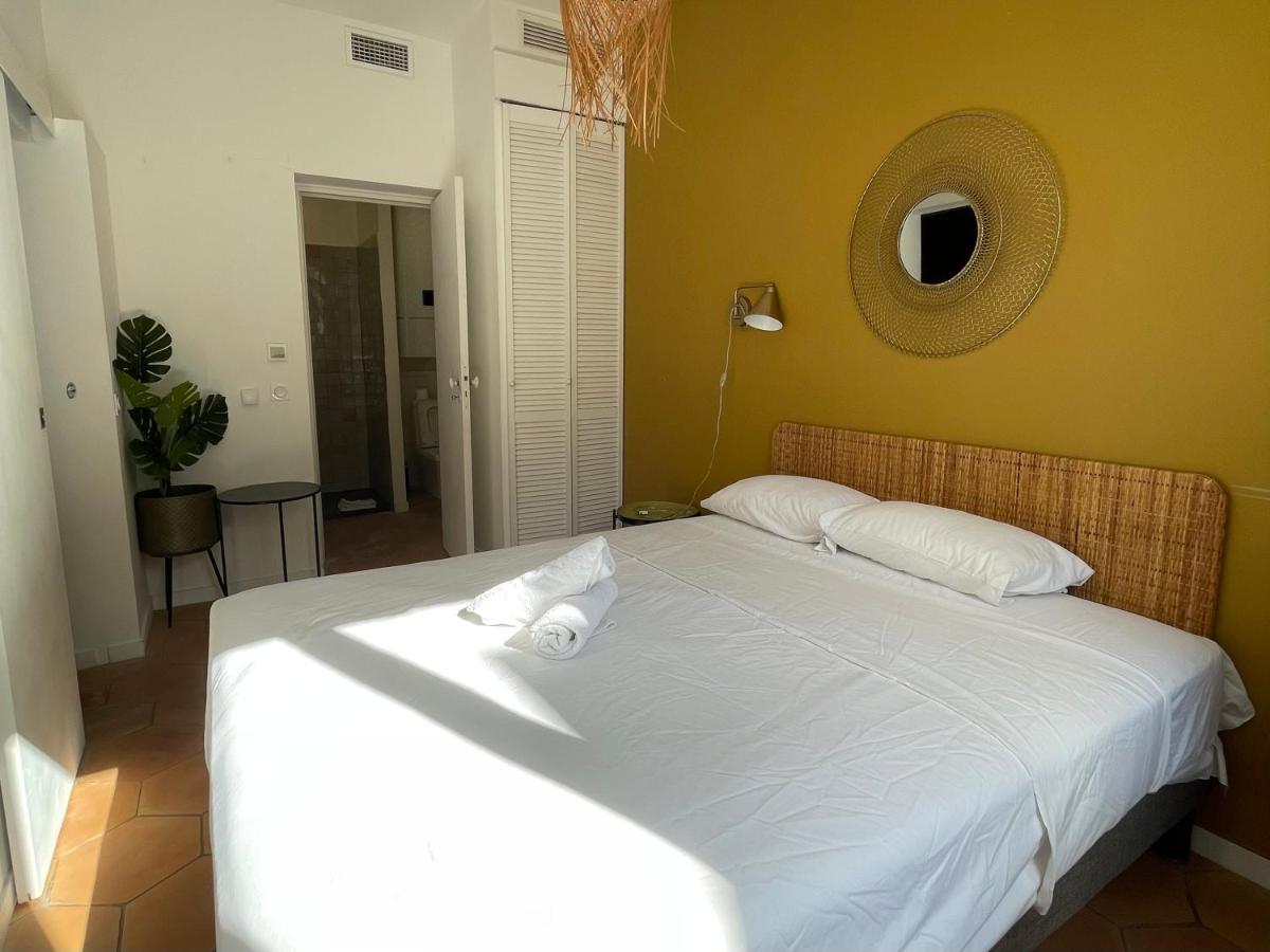 Residence Les Hauts De Saint Charles Marseille Bagian luar foto